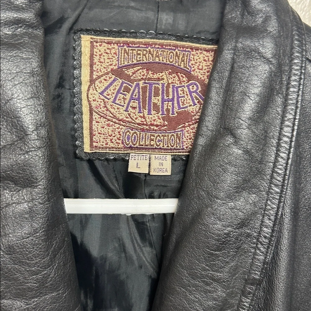 Vintage International Leather Collection size Large Women’s Black Trench Coat